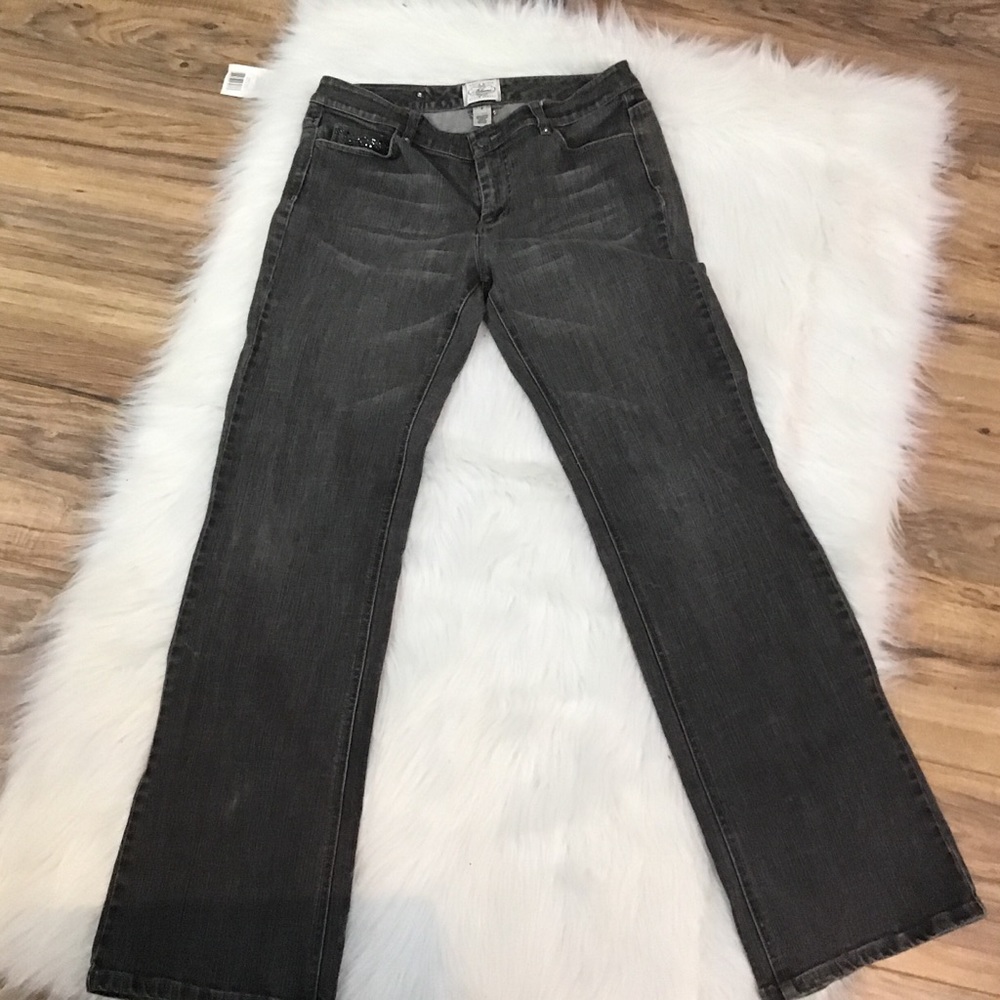 WHITE HOUSE BLACK MARKET JEANS🔥🔥